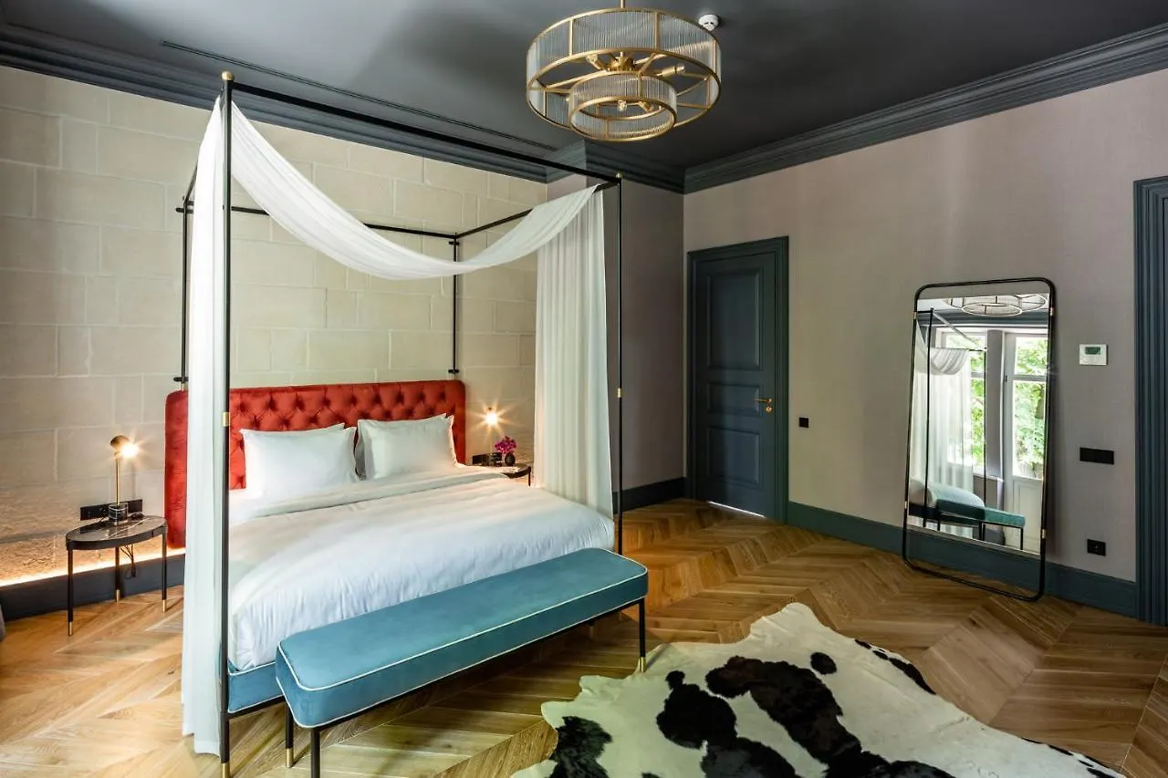 Lion'S Castle Hotel Lvov