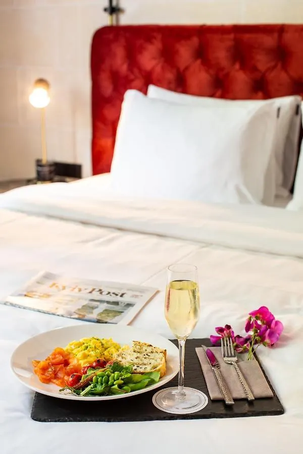 Lion'S Castle Hotel Lvov