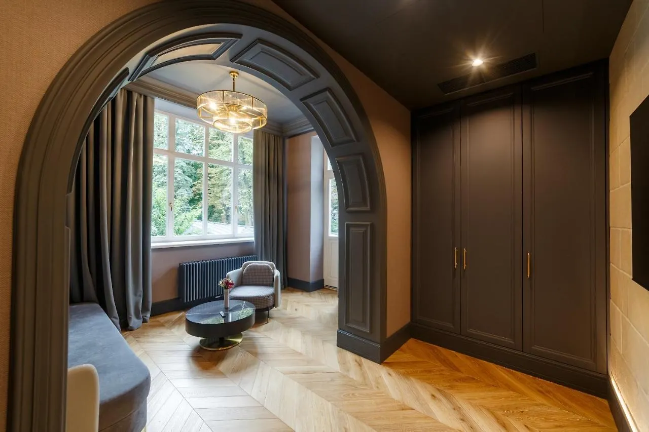 Lion'S Castle Hotel Lviv Ukraine