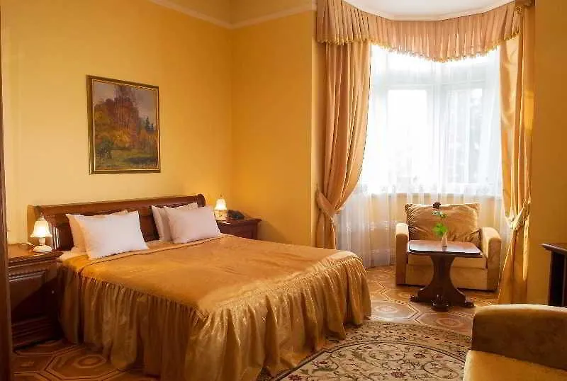 Lion'S Castle Hotel Lviv