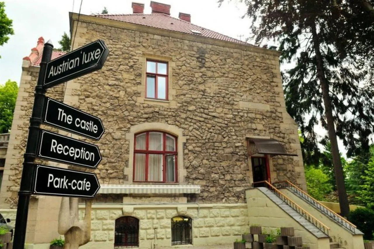 Lion'S Castle Hotel Lviv