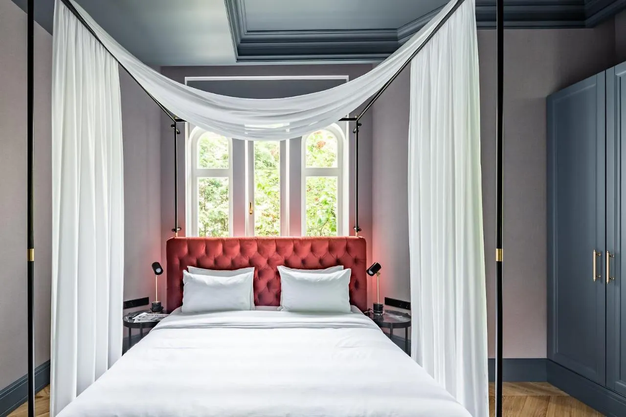 Lion'S Castle Hotel Lviv 4*,