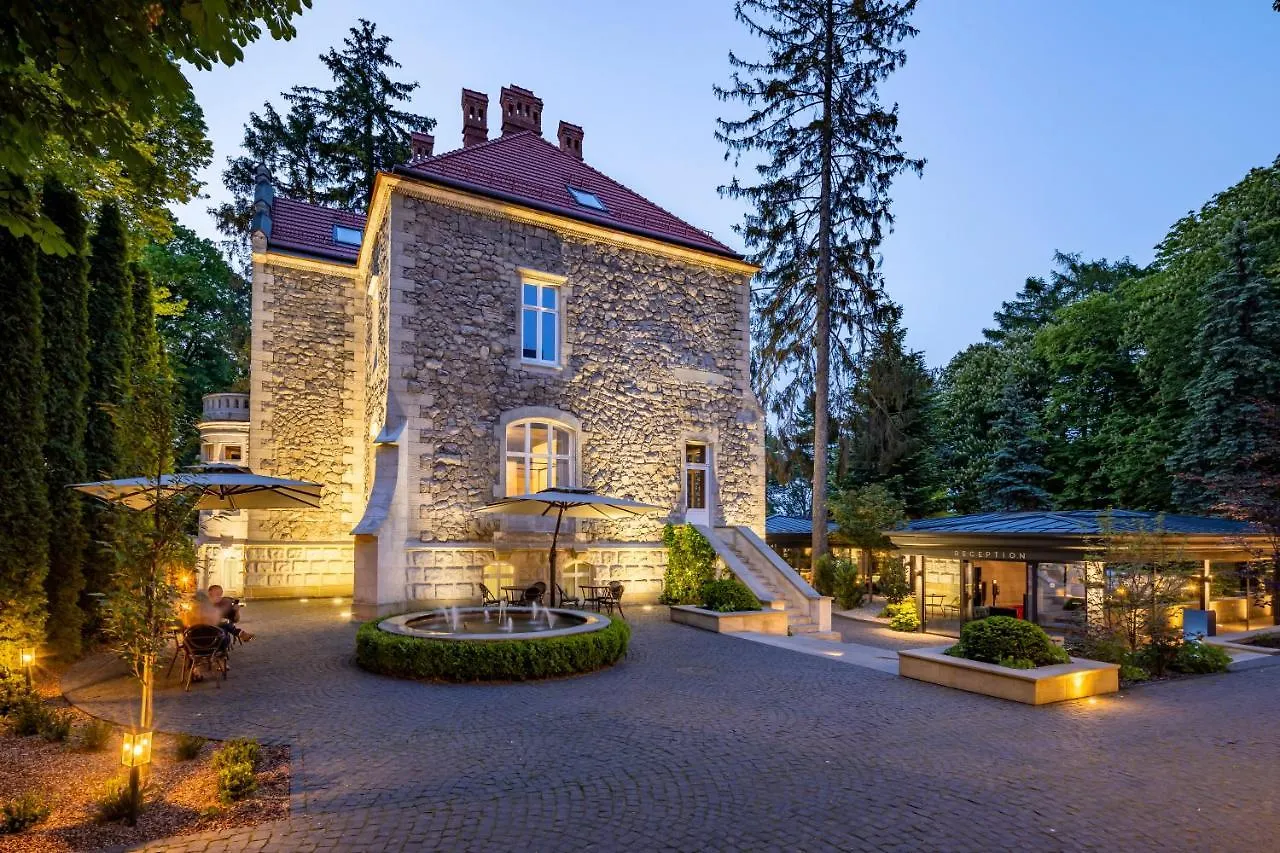 Lion'S Castle Hotel Lviv 4*,  Ukraine
